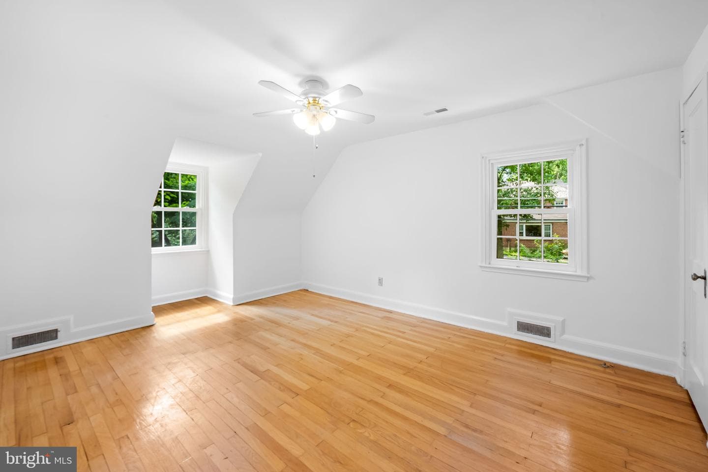 900 Adana Road photo 39