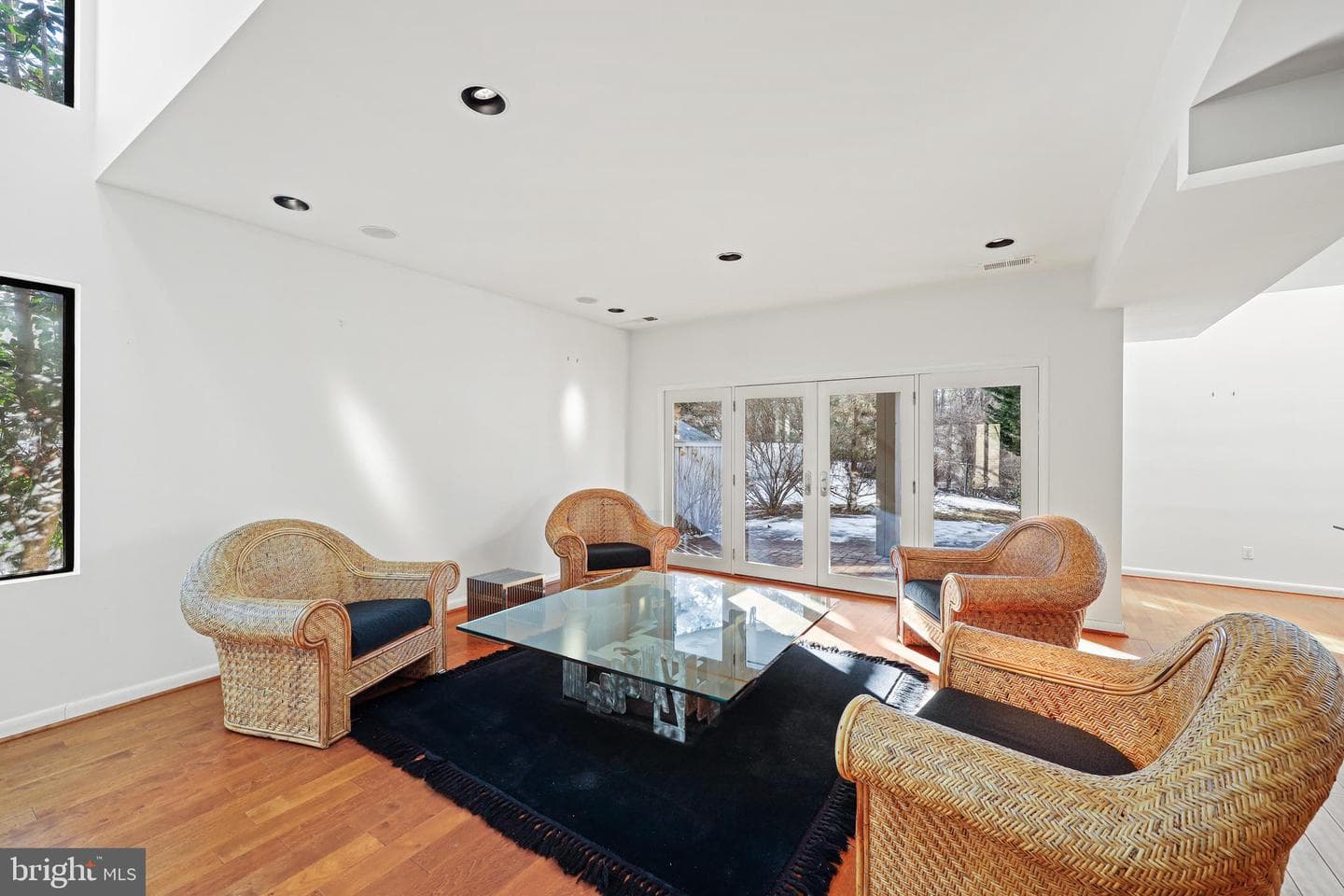 8 Regency #8 photo 11