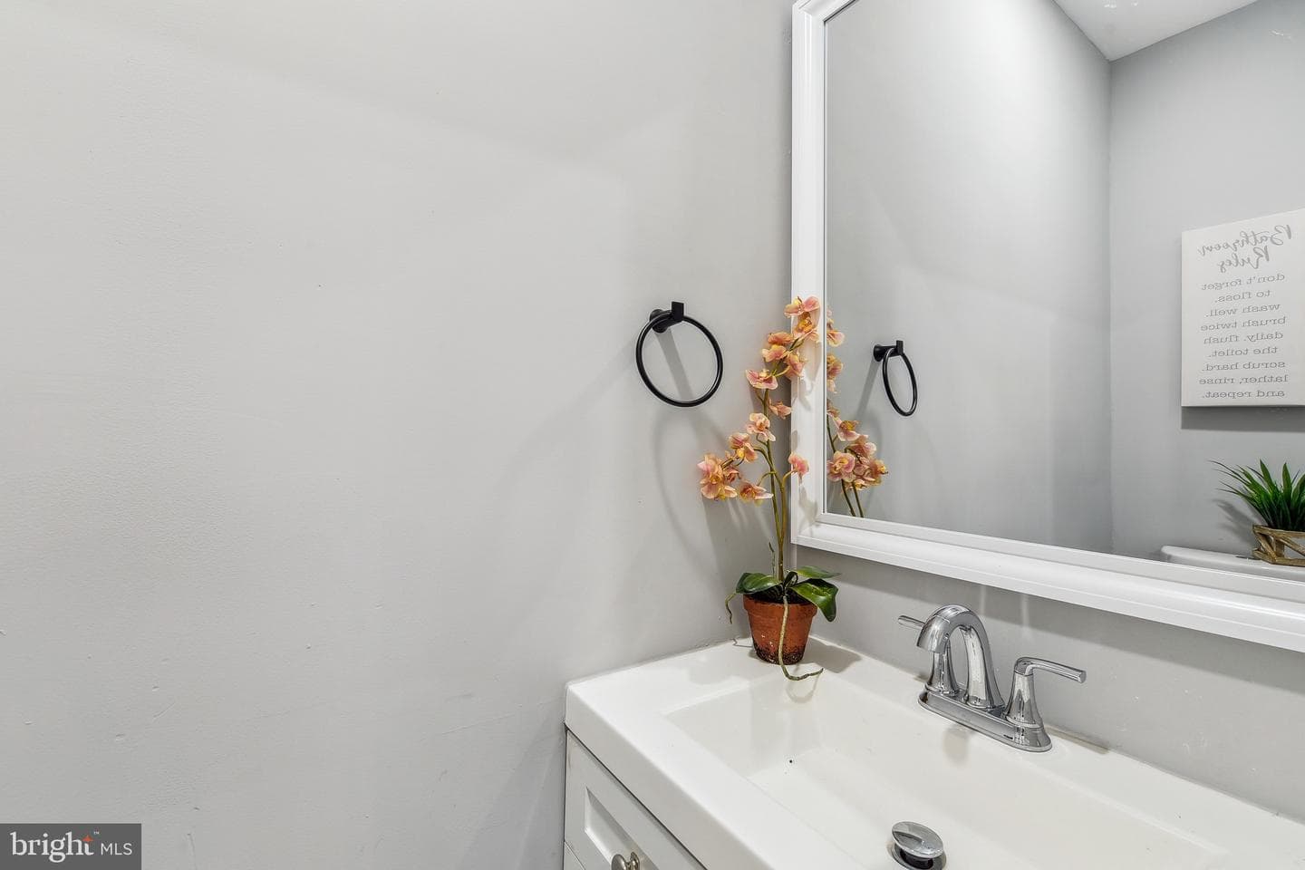 4232 Belmar Avenue photo 9