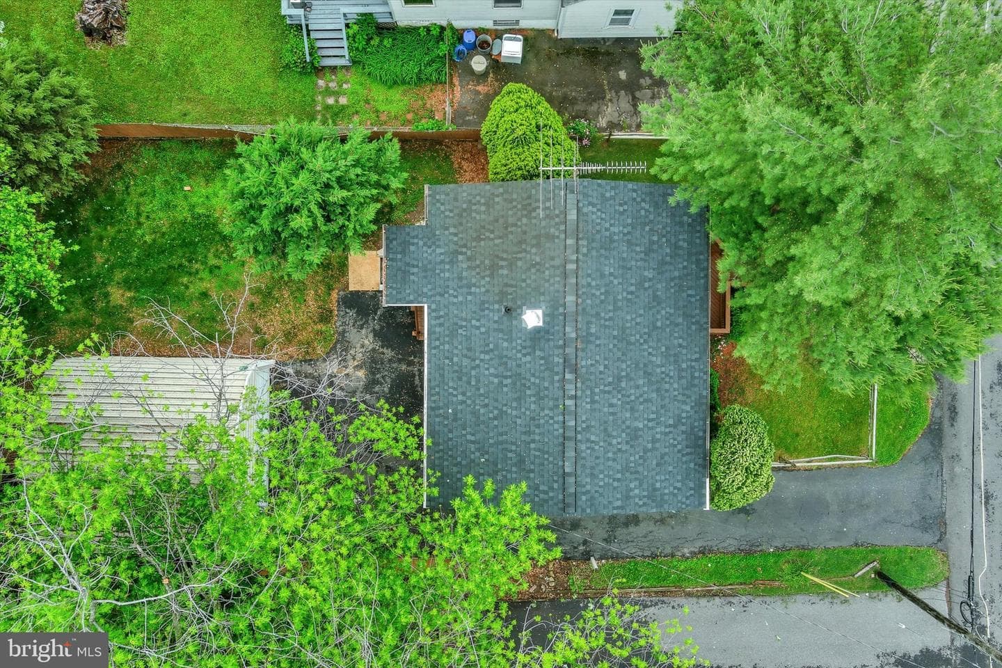 1719 Pin Oak Avenue photo 25