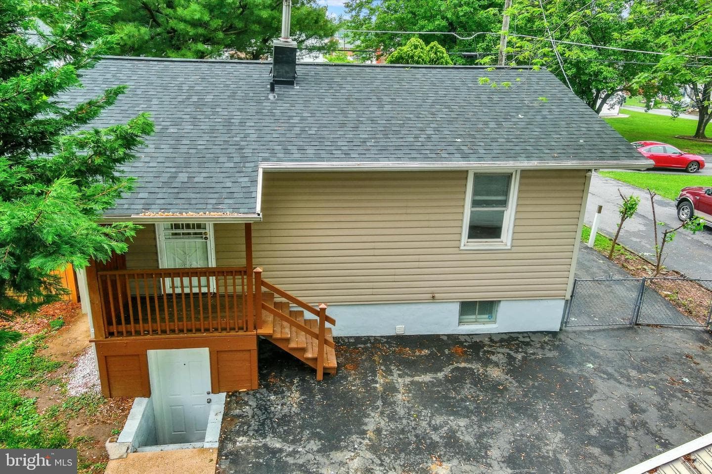 1719 Pin Oak Avenue photo 26