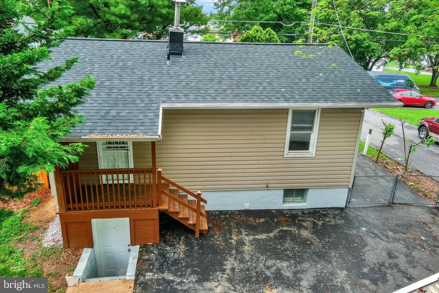1719 Pin Oak Avenue photo 27