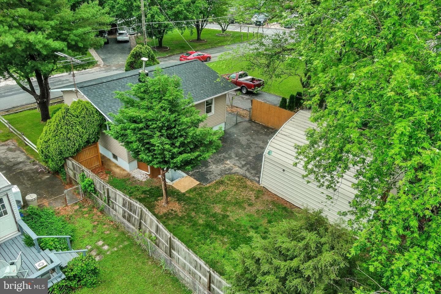 1719 Pin Oak Avenue photo 31