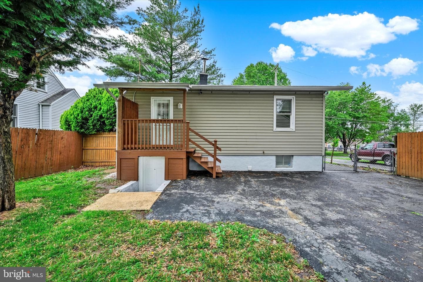 1719 Pin Oak Avenue photo 36