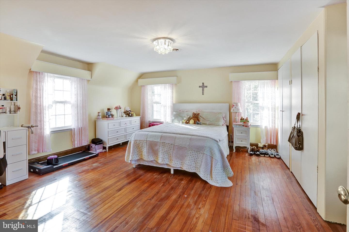 220 W Timonium Road photo 36