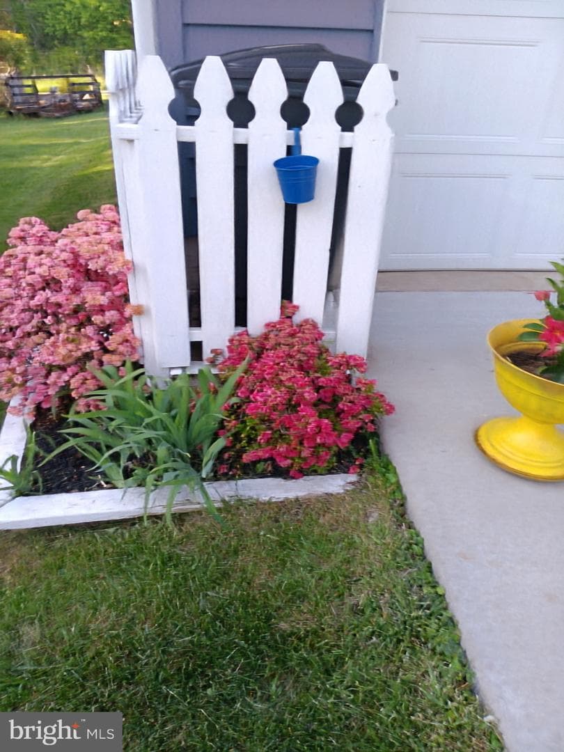16 Briarleaf Court photo 6