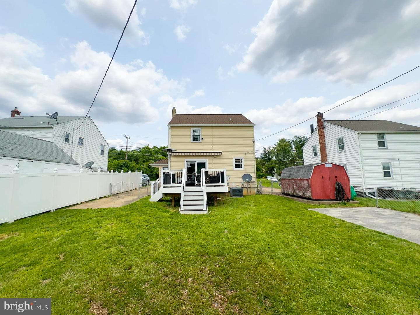 6621 Dogwood photo 20