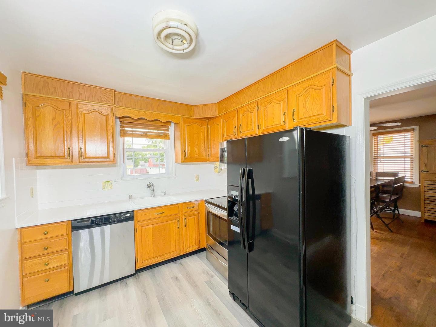 6621 Dogwood photo 5