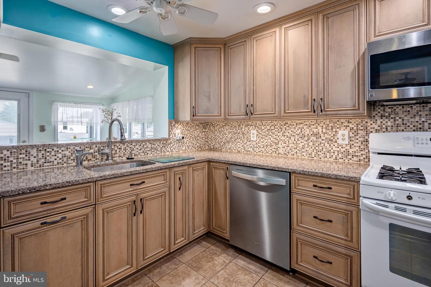 7856 Harold Road photo 14