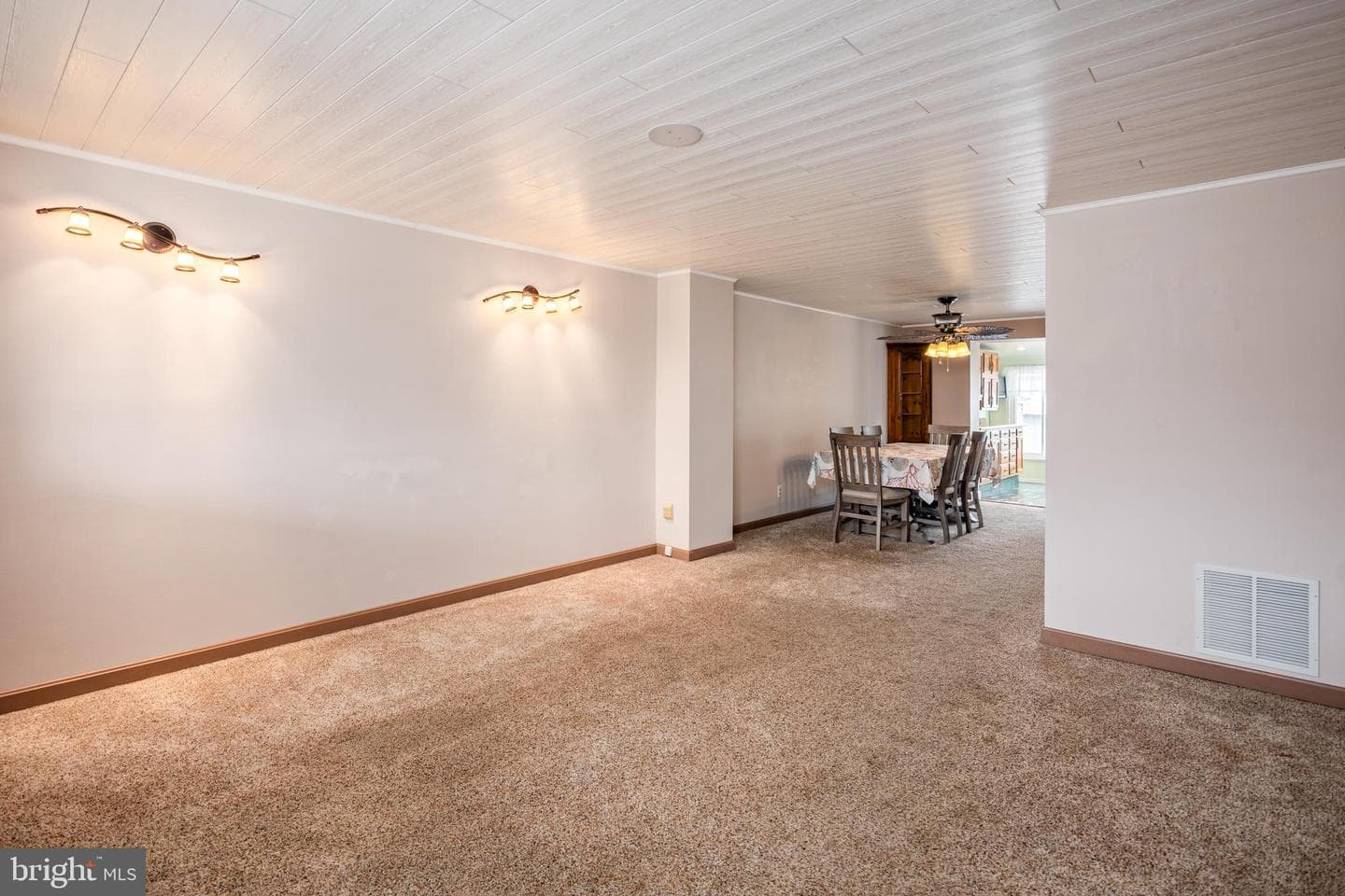 7856 Harold Road photo 7