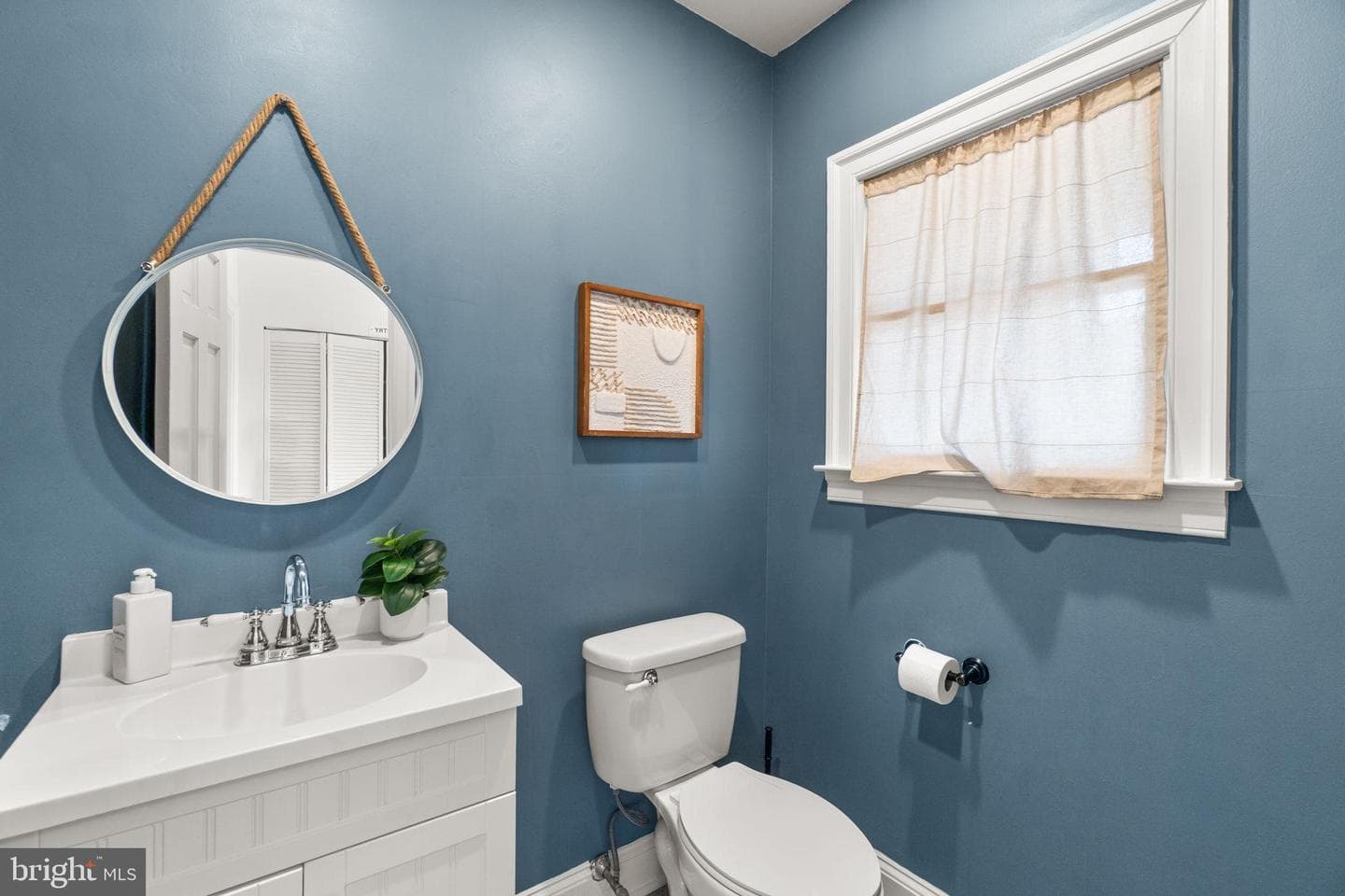 8222 Bellona Avenue photo 26