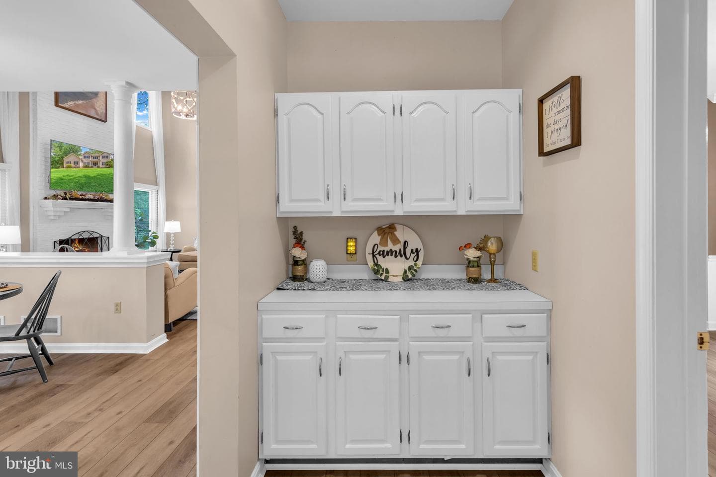 12031 Falls Road photo 17