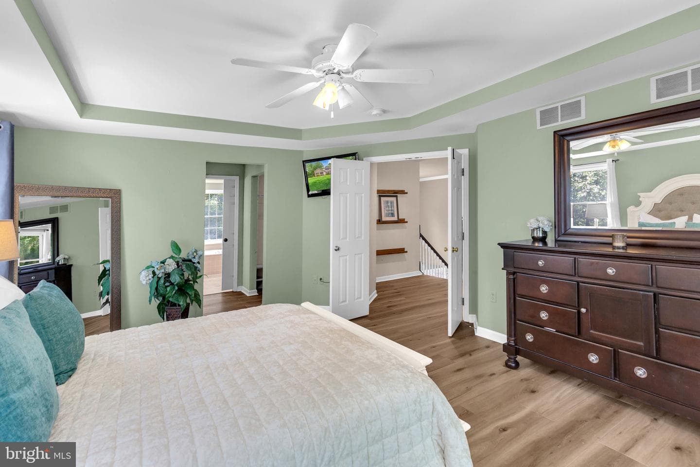 12031 Falls Road photo 20