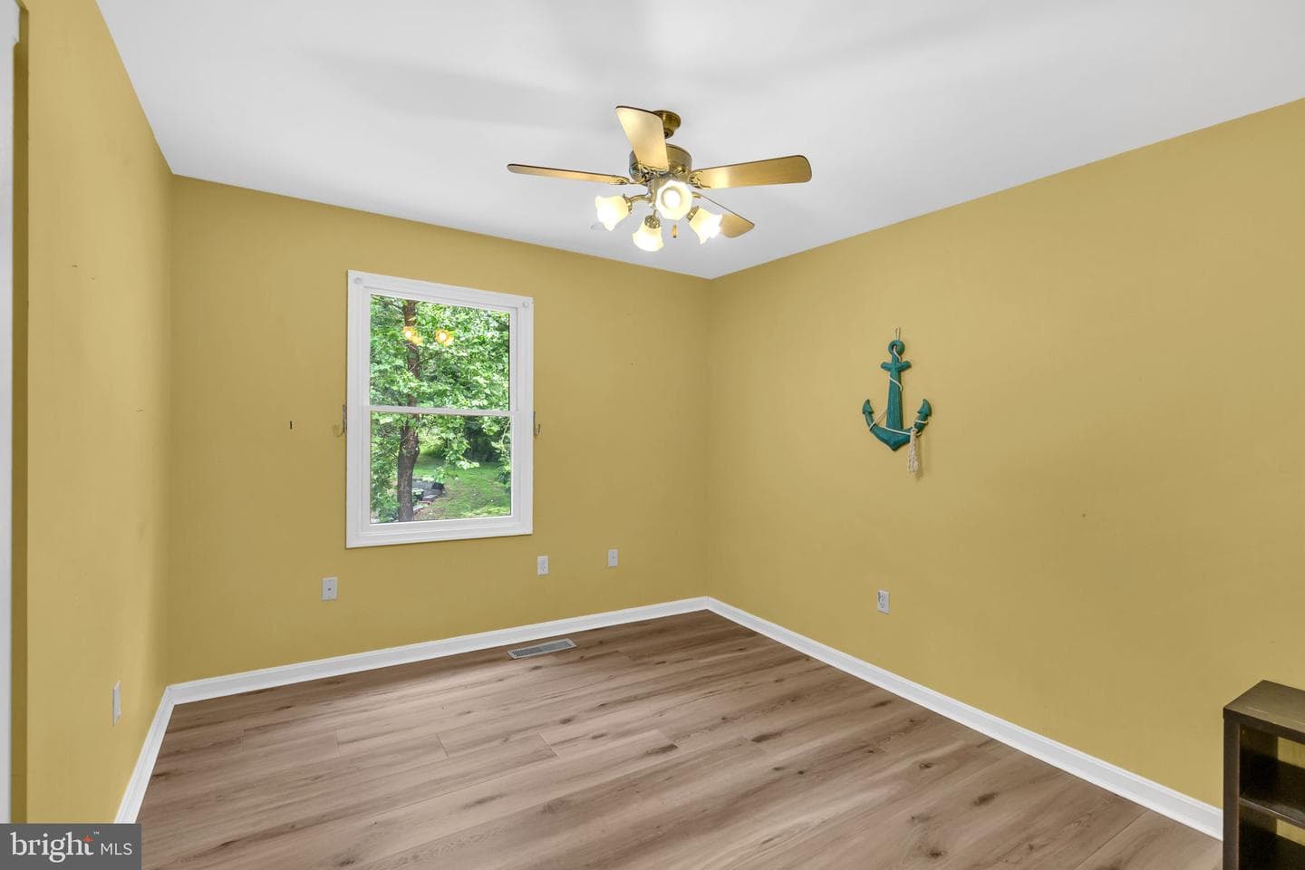 12031 Falls Road photo 24