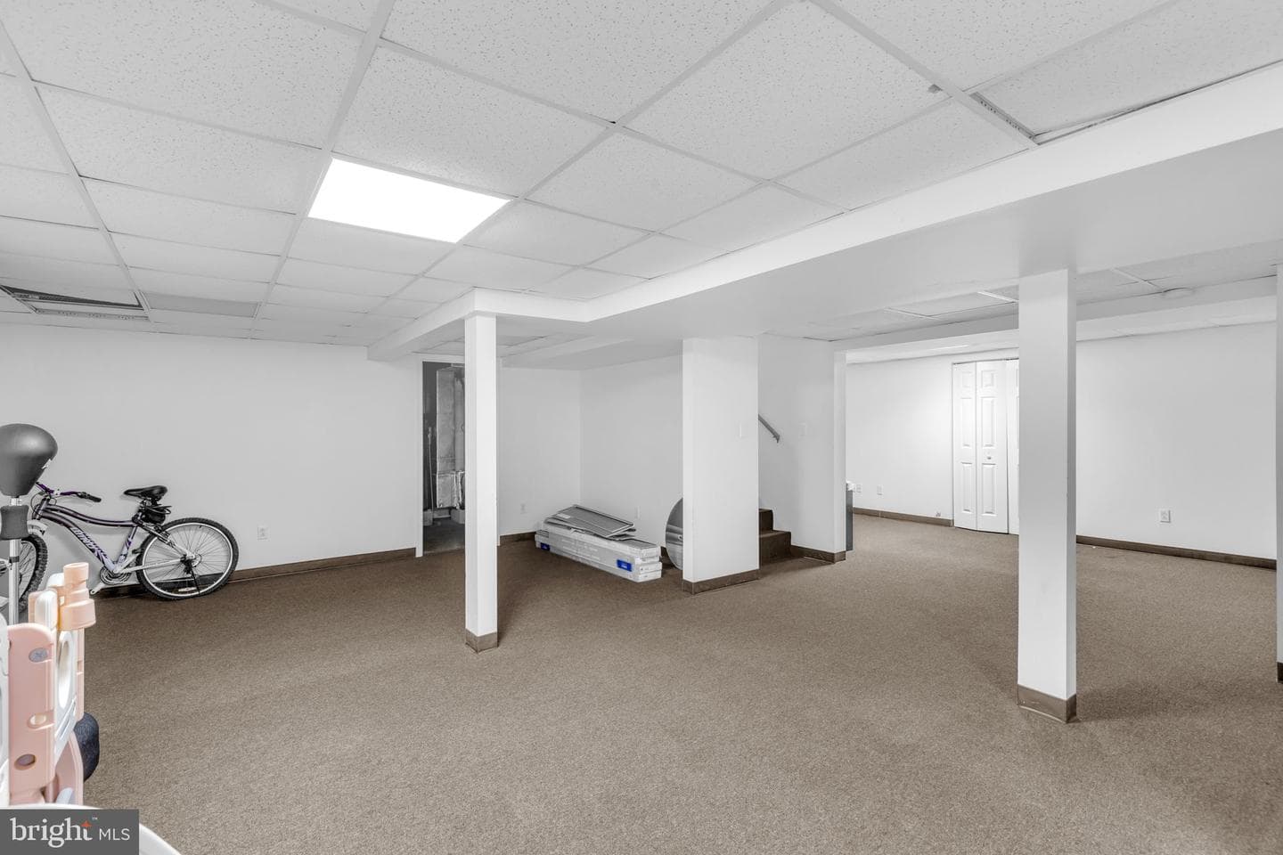 12031 Falls Road photo 33