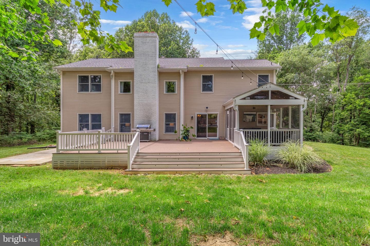 12031 Falls Road photo 40