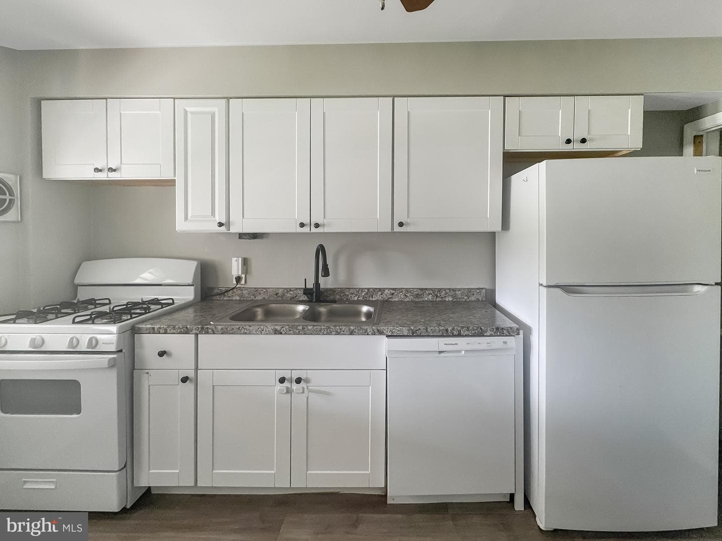 406 Overview Avenue photo 6
