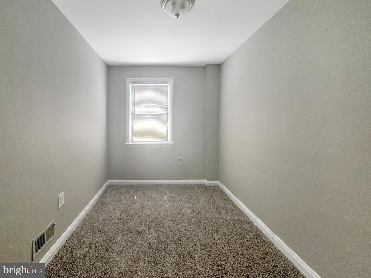 406 Overview Avenue photo 8