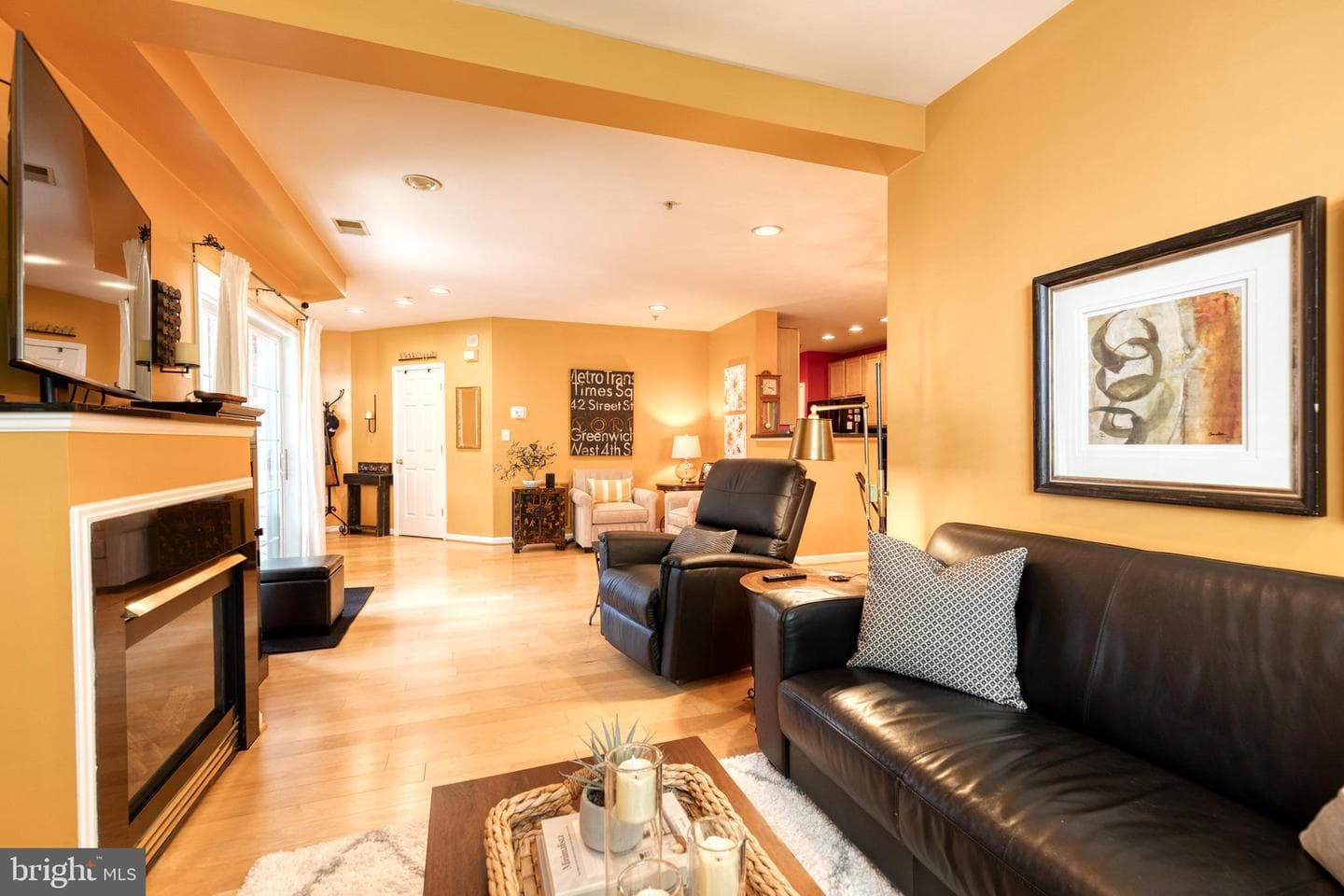 9663 Devedente Drive #101 photo 10