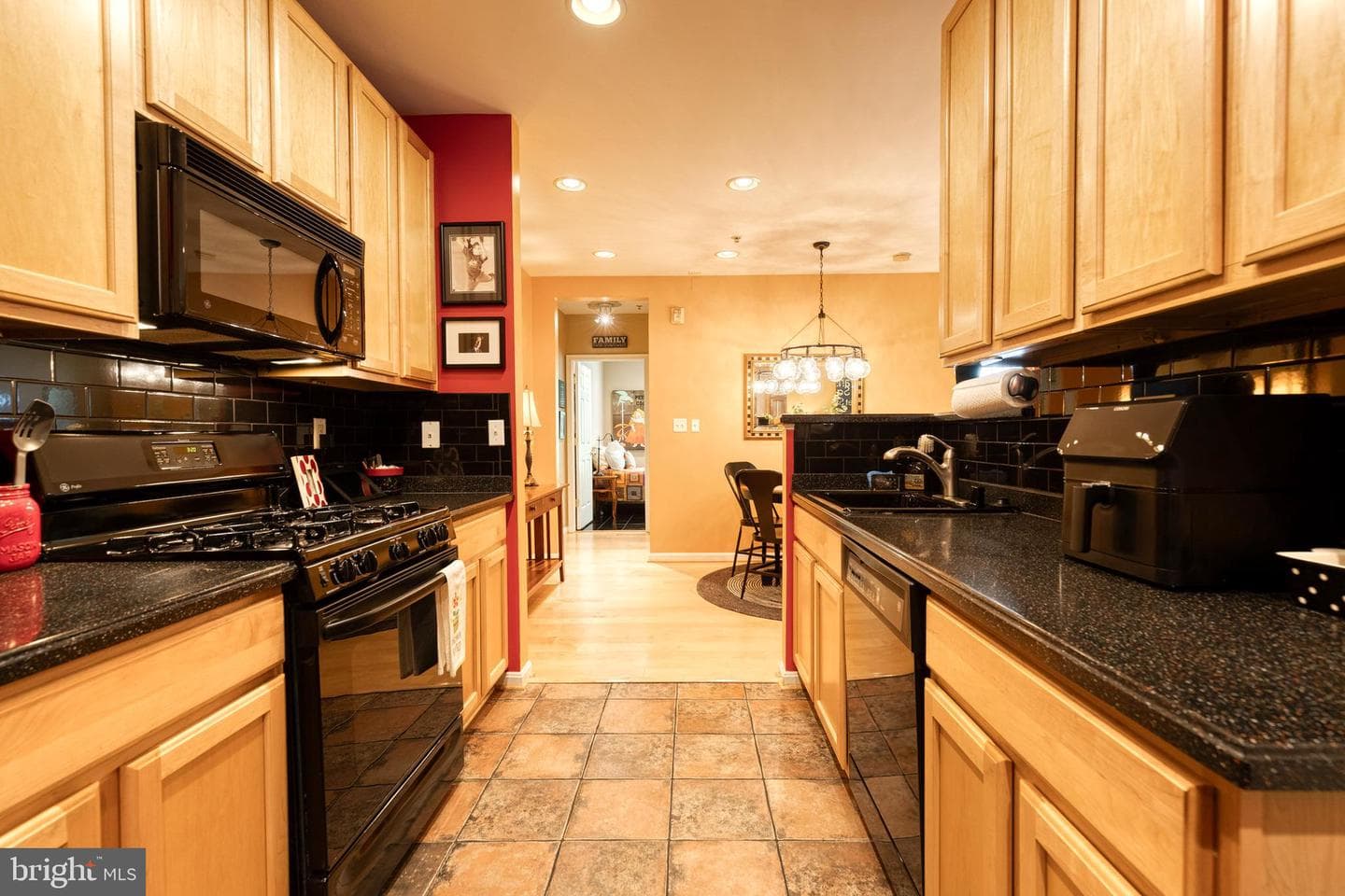 9663 Devedente Drive #101 photo 16