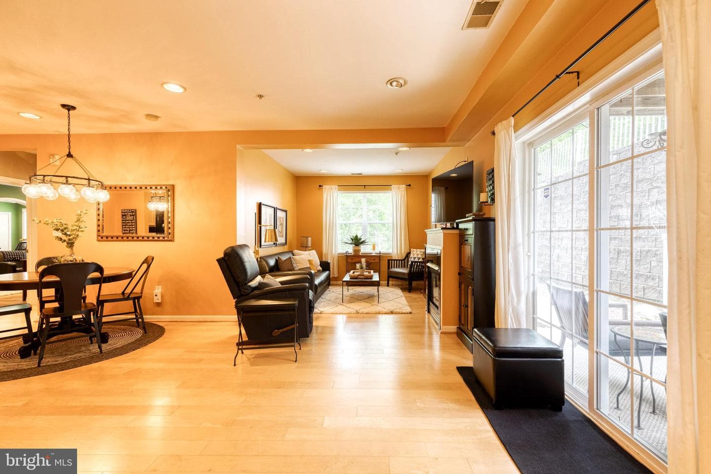 9663 Devedente Drive #101 photo 7
