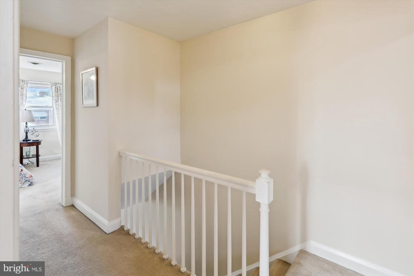 1075 Elm photo 16