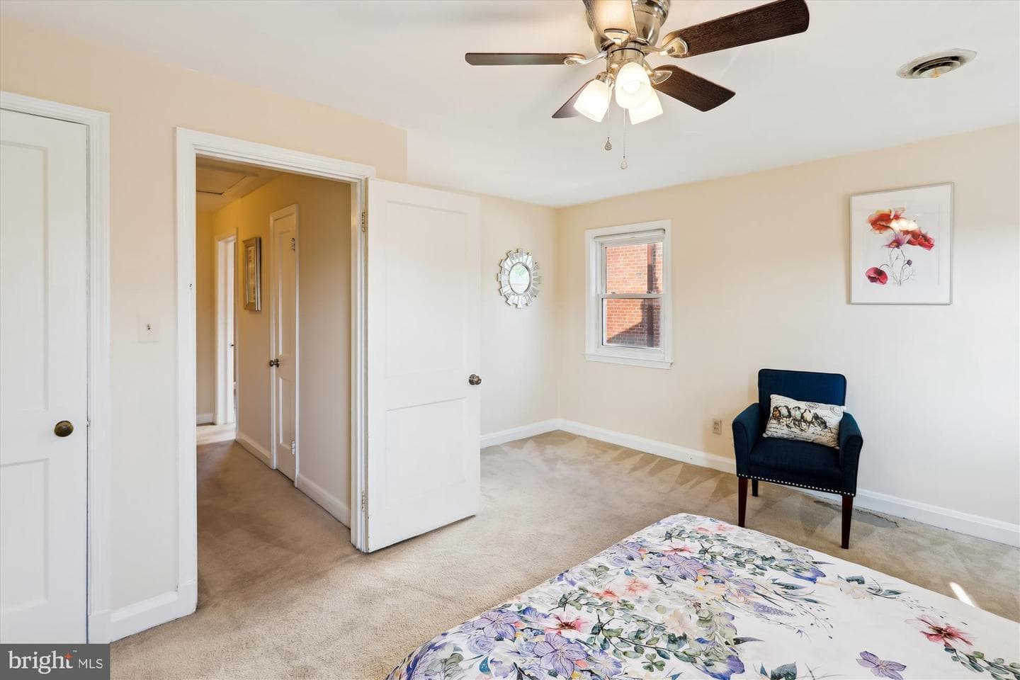 1075 Elm photo 20