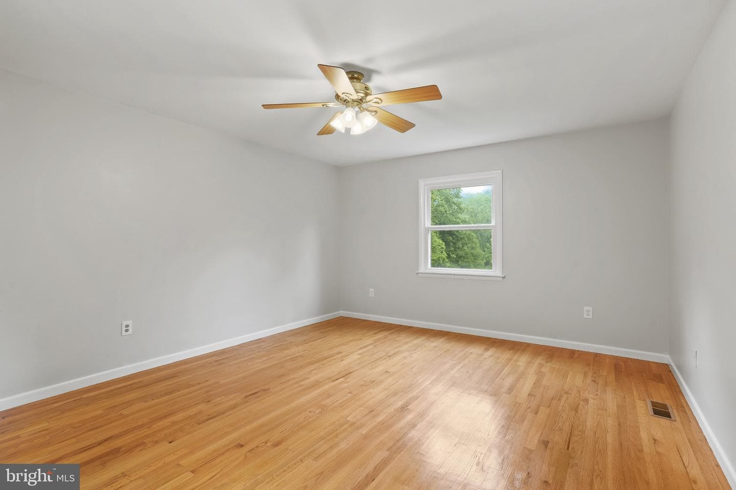 11122 Old Carriage Road photo 35
