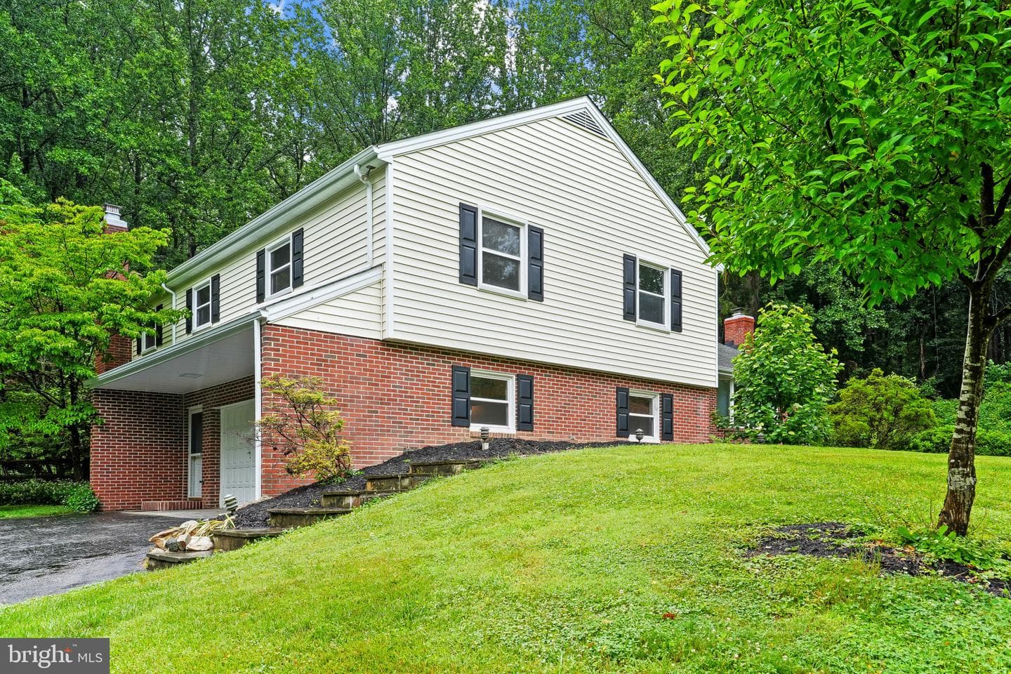 11122 Old Carriage Road photo 5