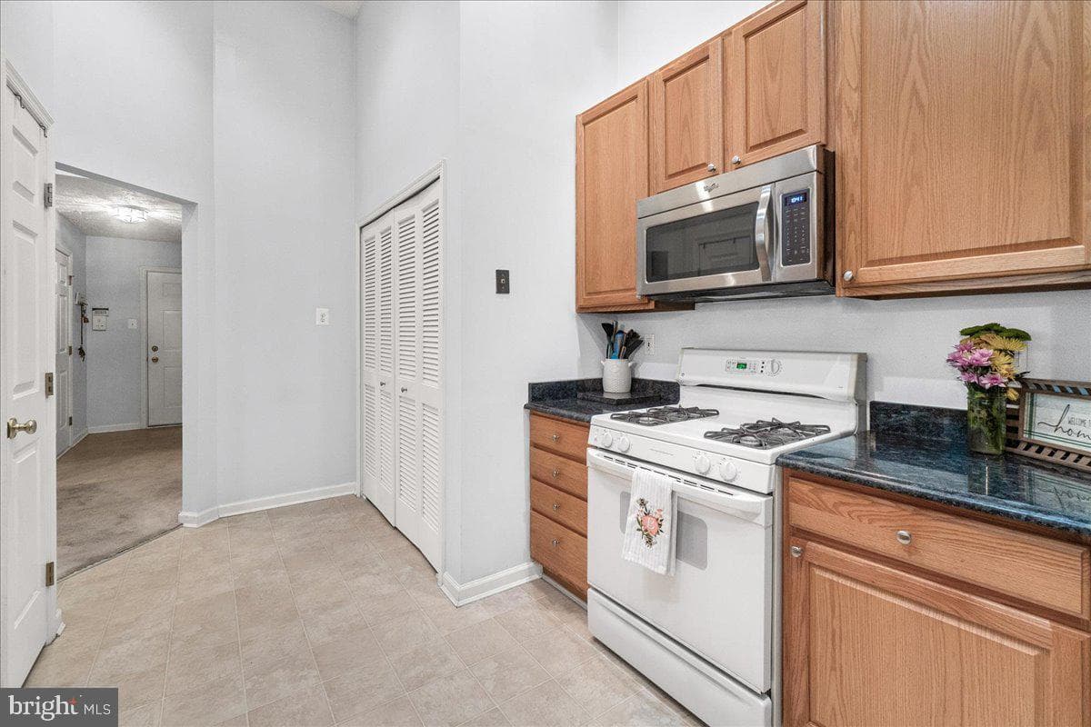 3054 Hunting Ridge Drive #3054 photo 10