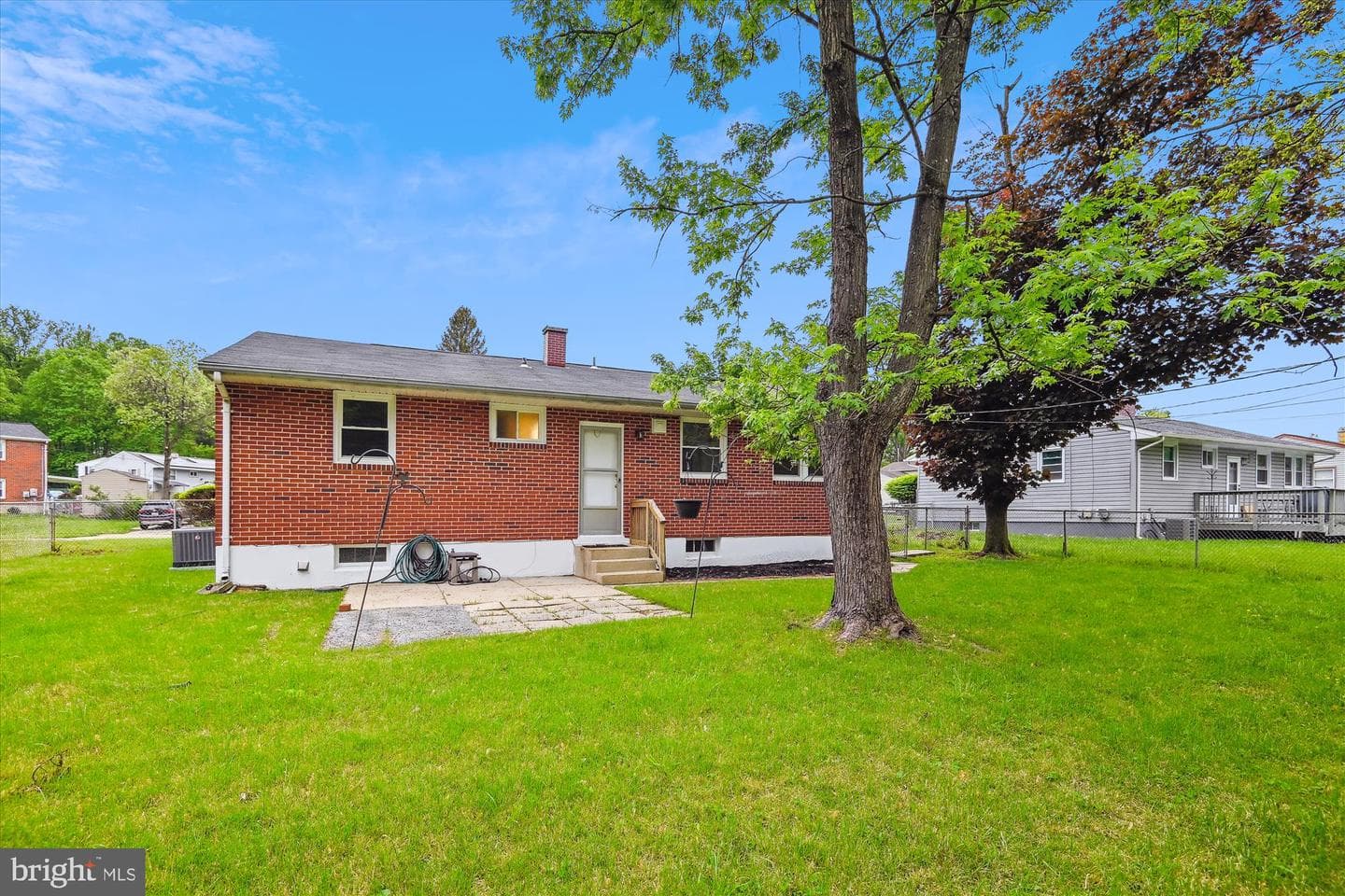8404 Church Lane photo 11