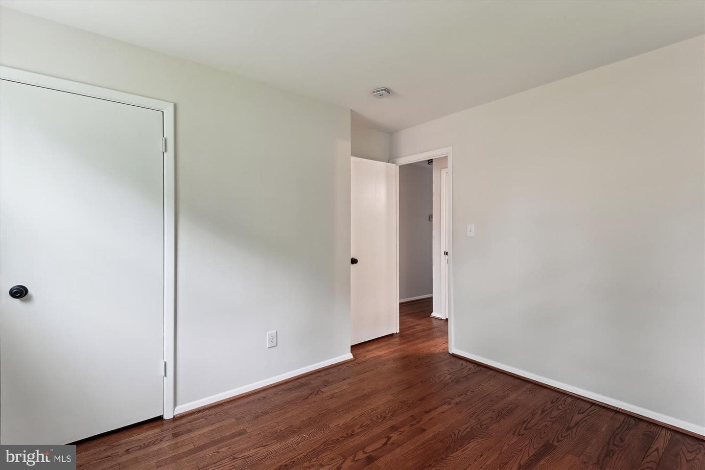 8404 Church Lane photo 27