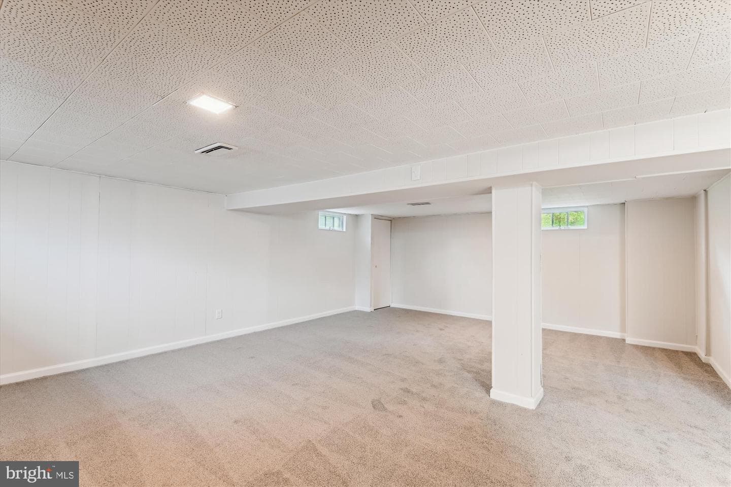 8404 Church Lane photo 31