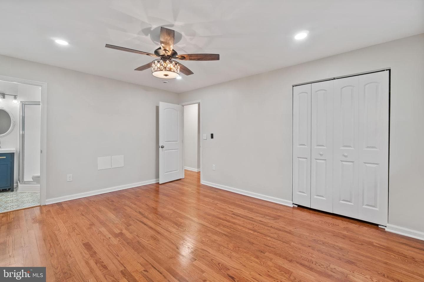 3520 Cabot Road photo 20