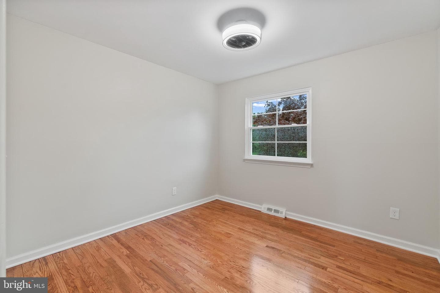 3520 Cabot Road photo 24