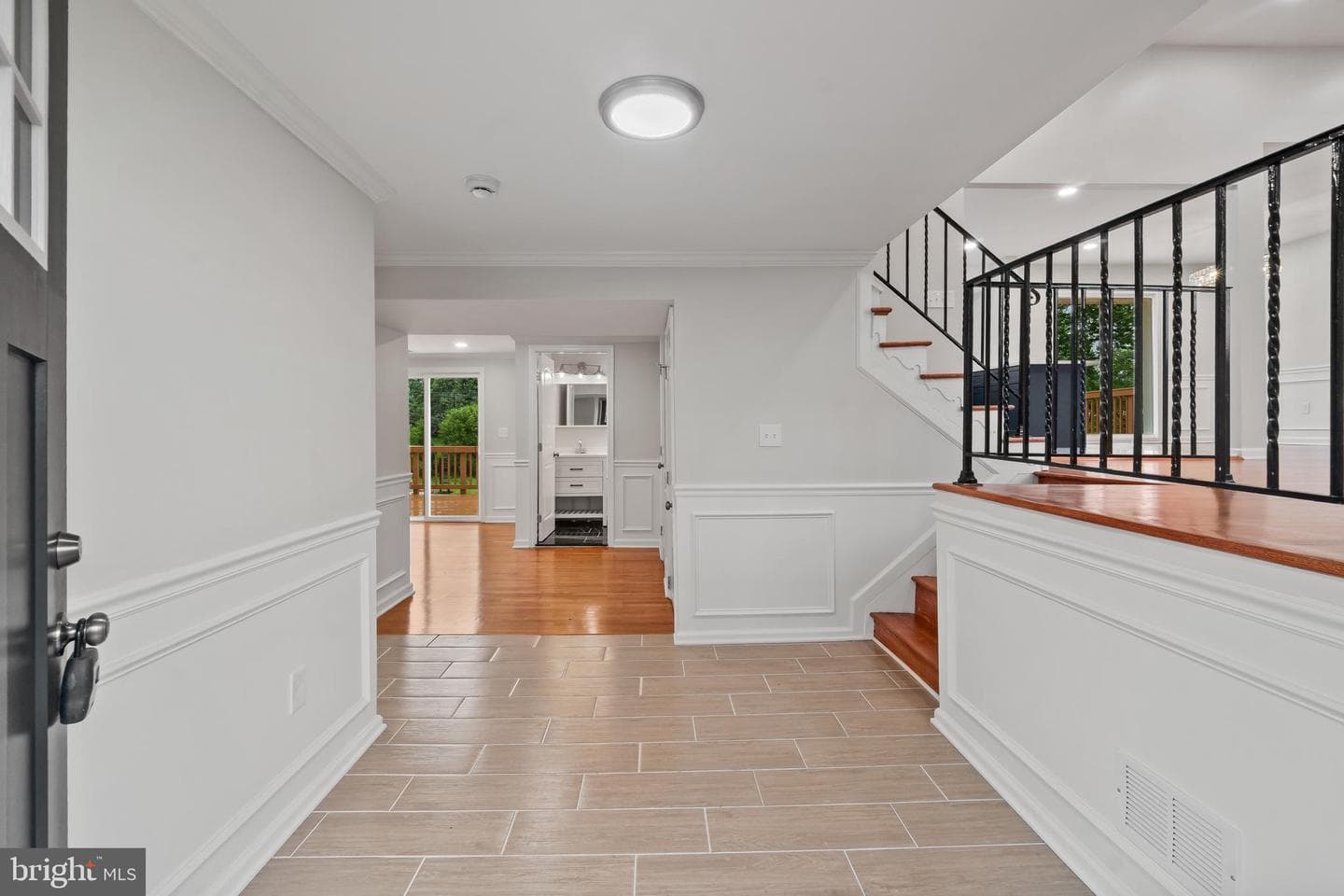 3520 Cabot Road photo 5