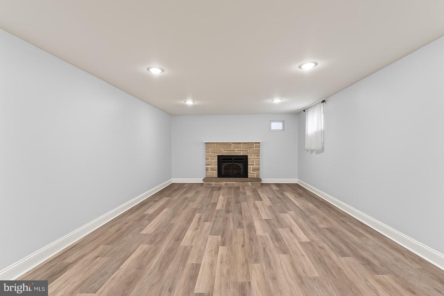 5911 Cecil Avenue photo 13
