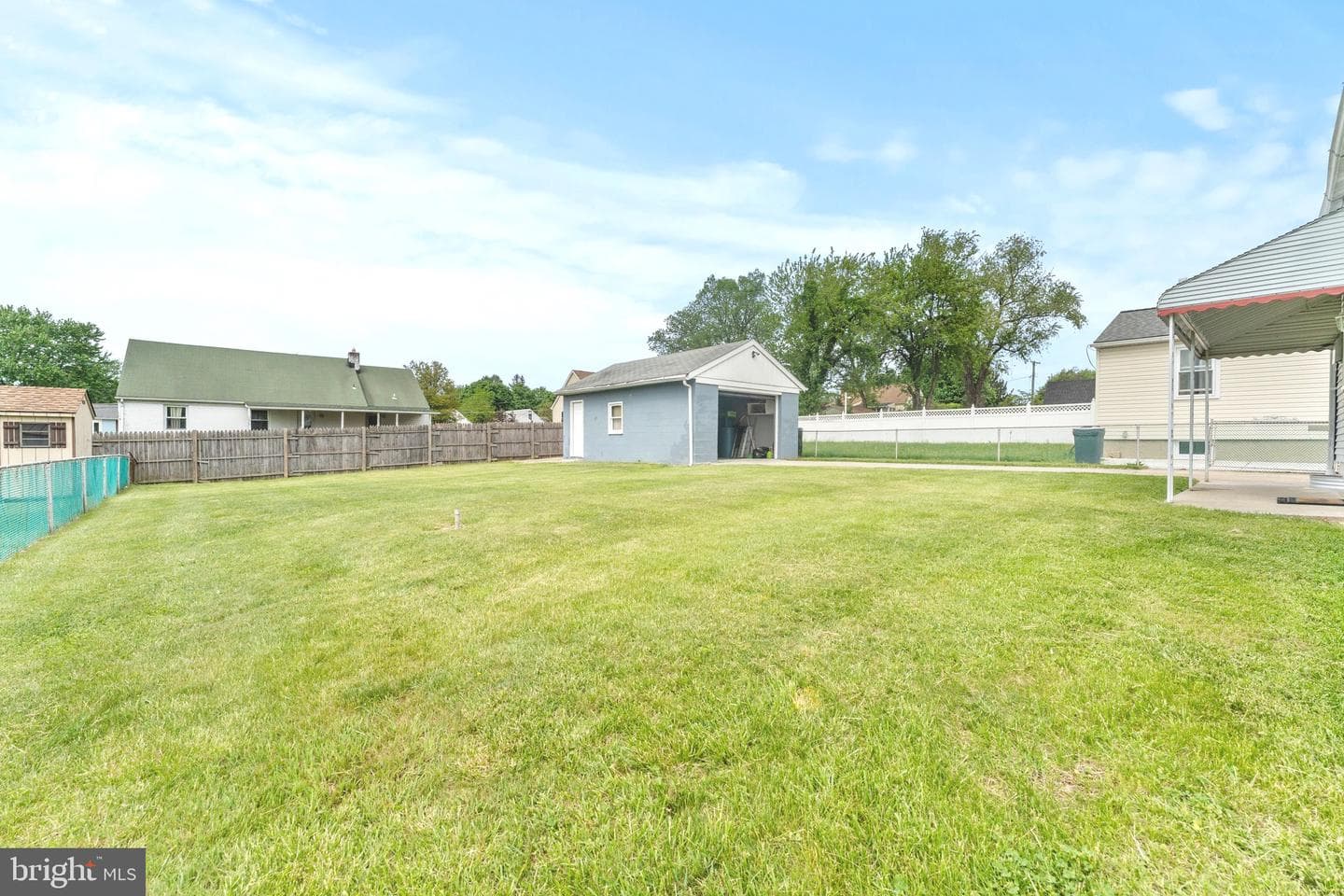 5911 Cecil Avenue photo 21
