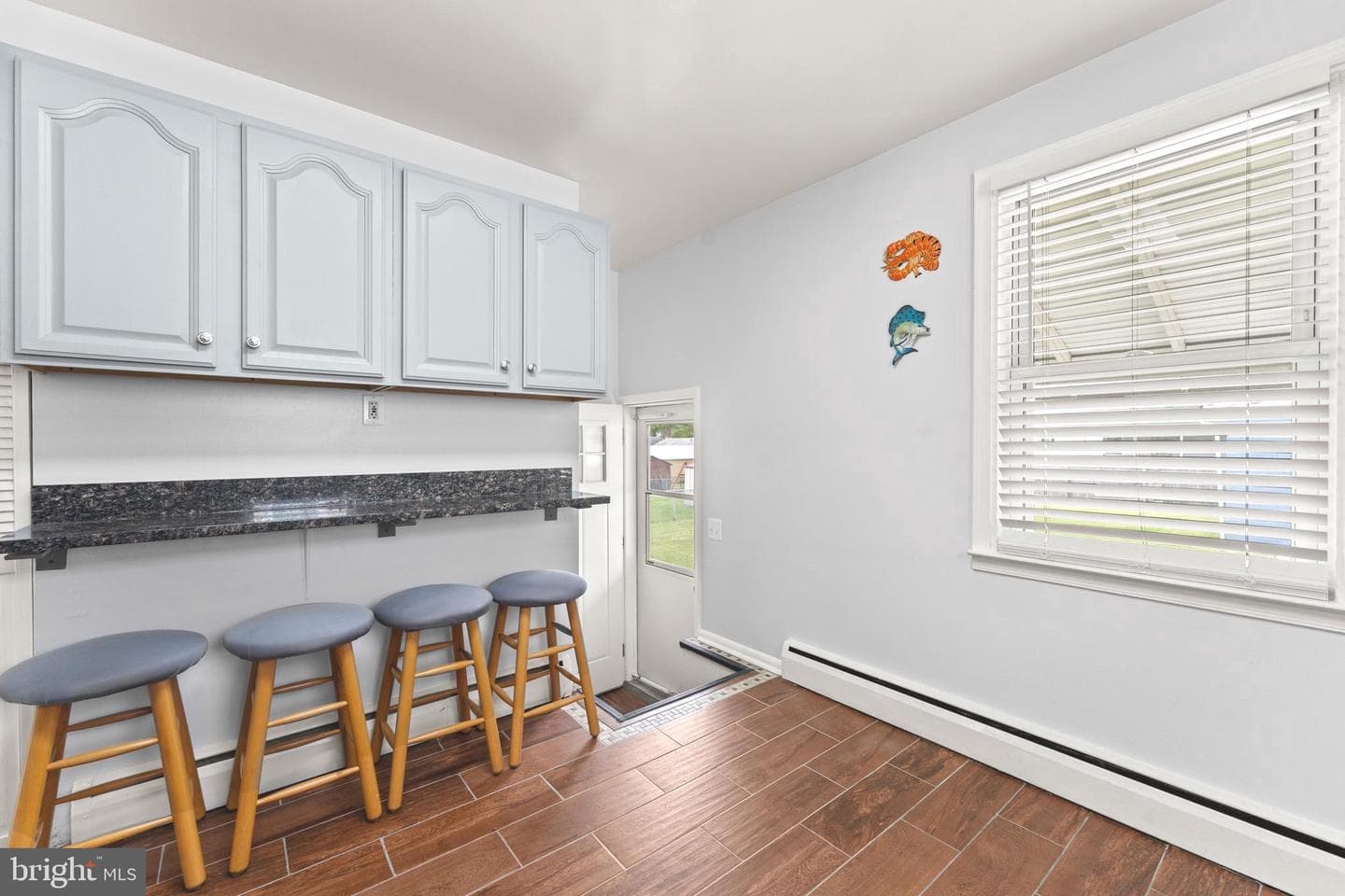 5911 Cecil Avenue photo 5