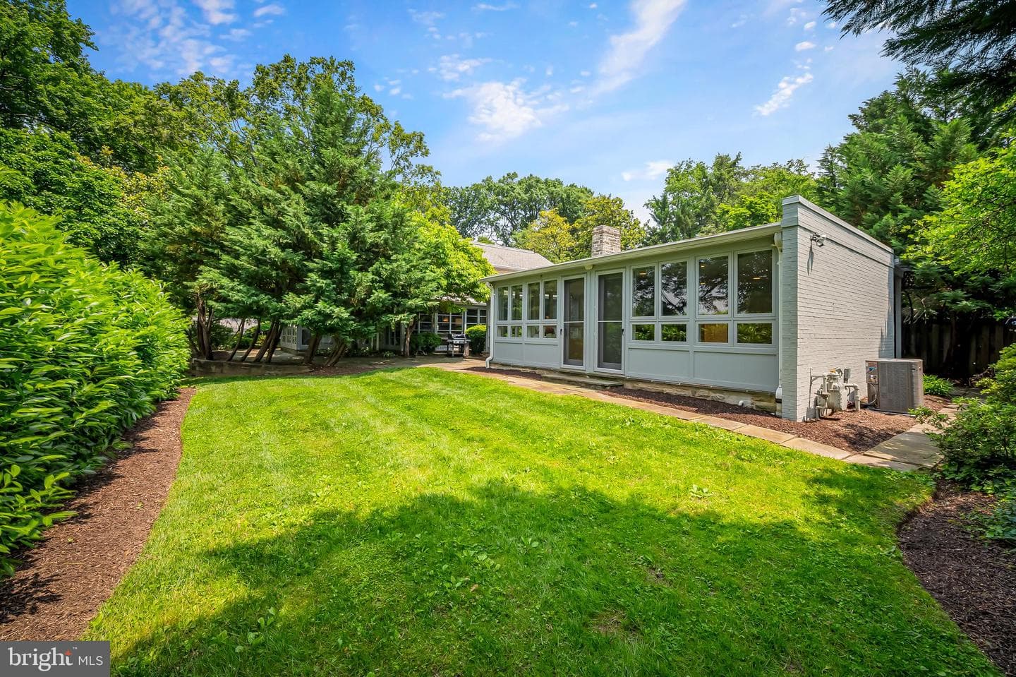 6 Meadow Road photo 38