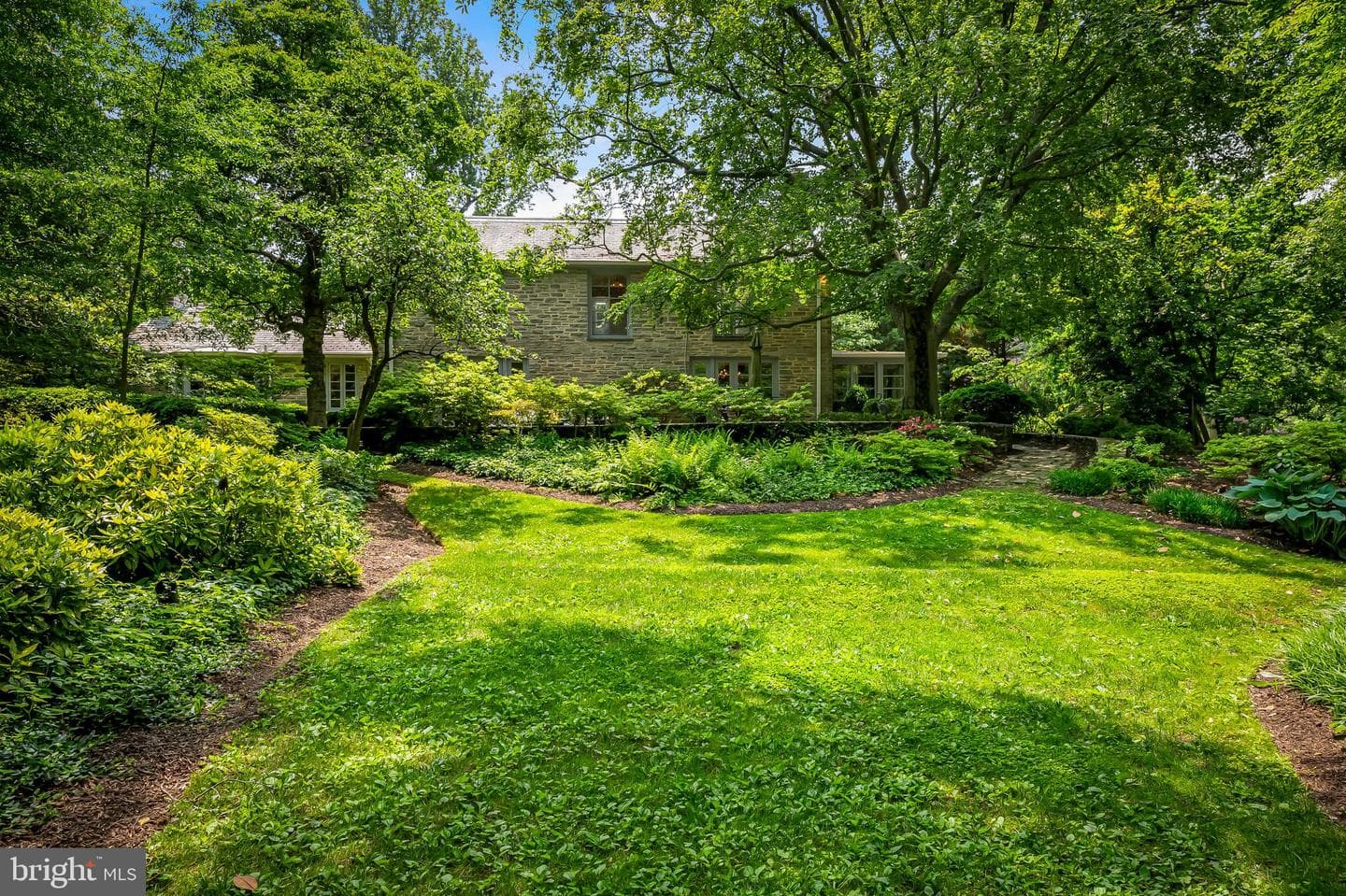 6 Meadow Road photo 43