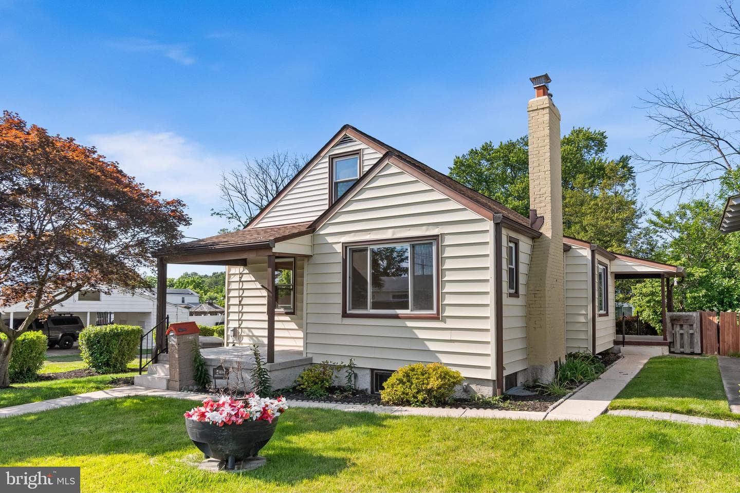 2404 Edgewood Avenue photo 2