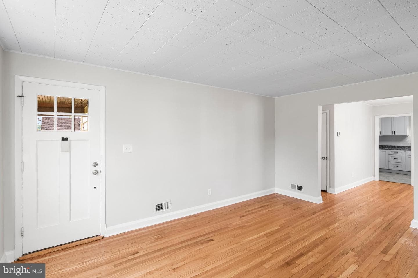 2404 Edgewood Avenue photo 9