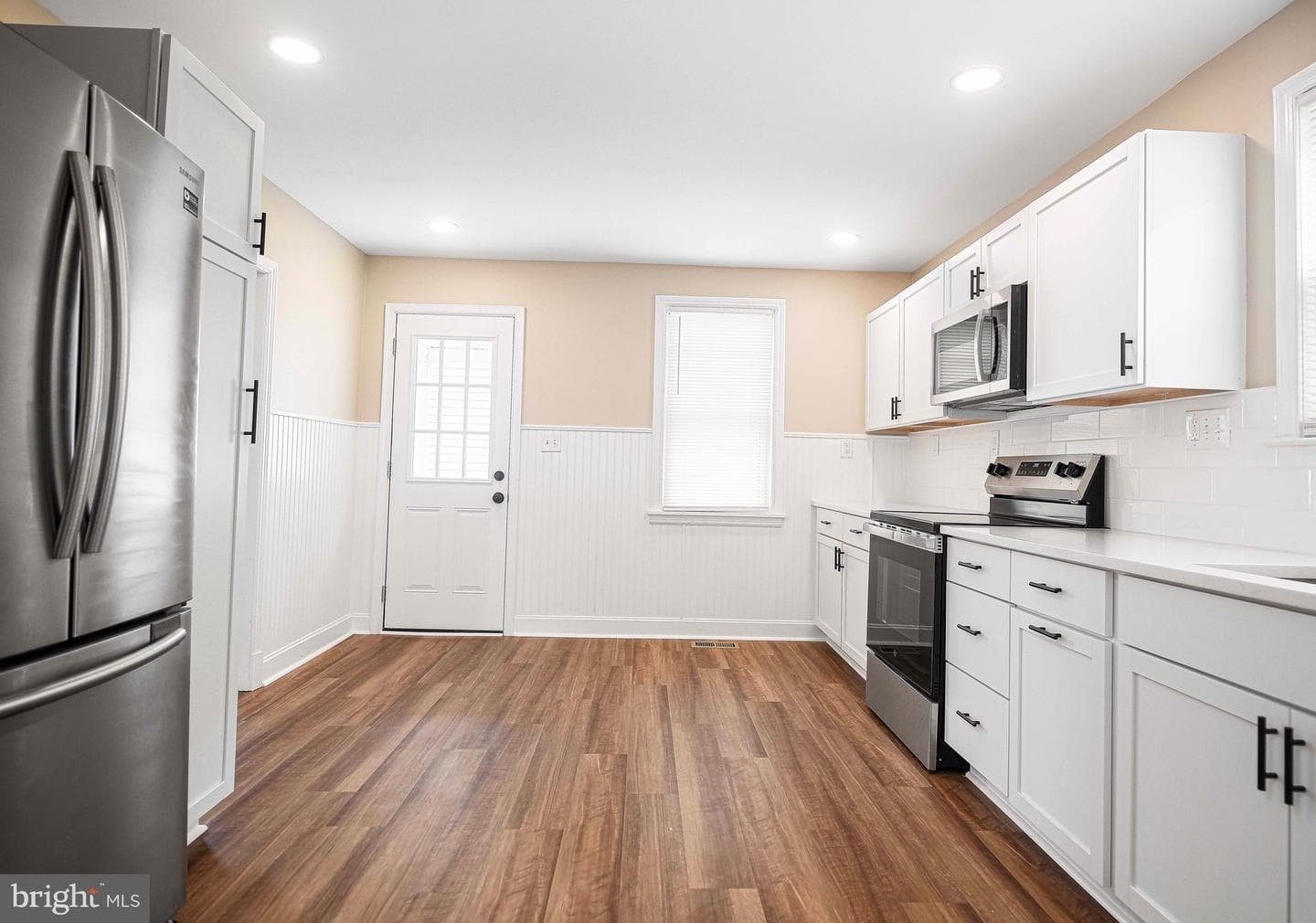 803 Essex Avenue photo 11