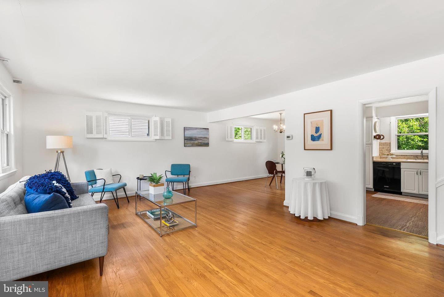 1401 Charmuth Road photo 4