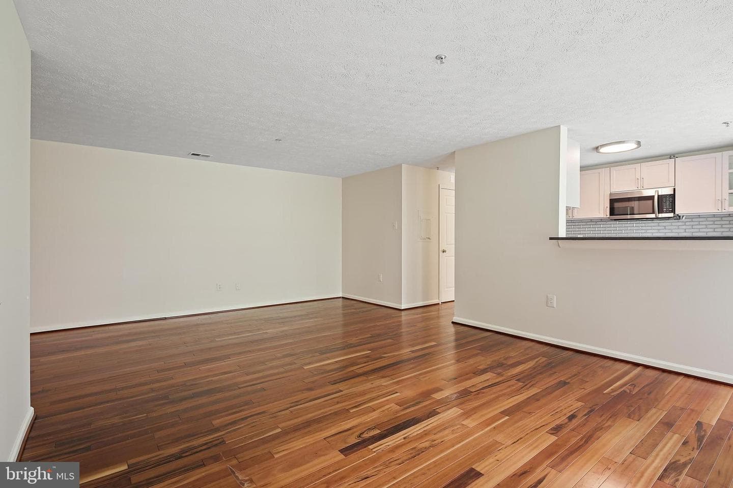 8011 Township #102 photo 11