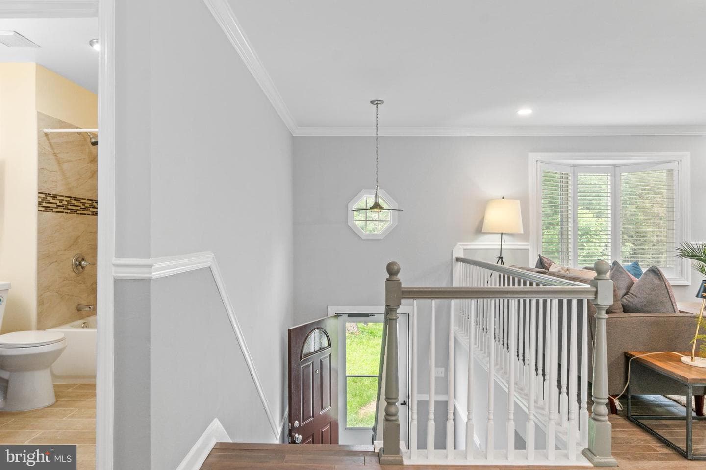 7102 Walnut Avenue photo 2