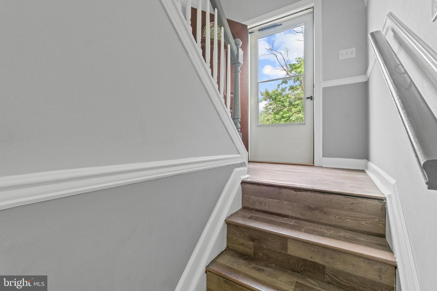 7102 Walnut Avenue photo 22