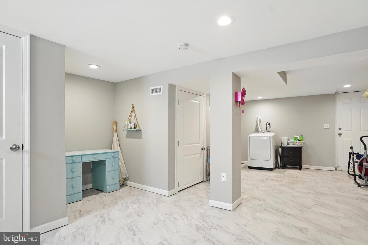 7812 Jamesford photo 17