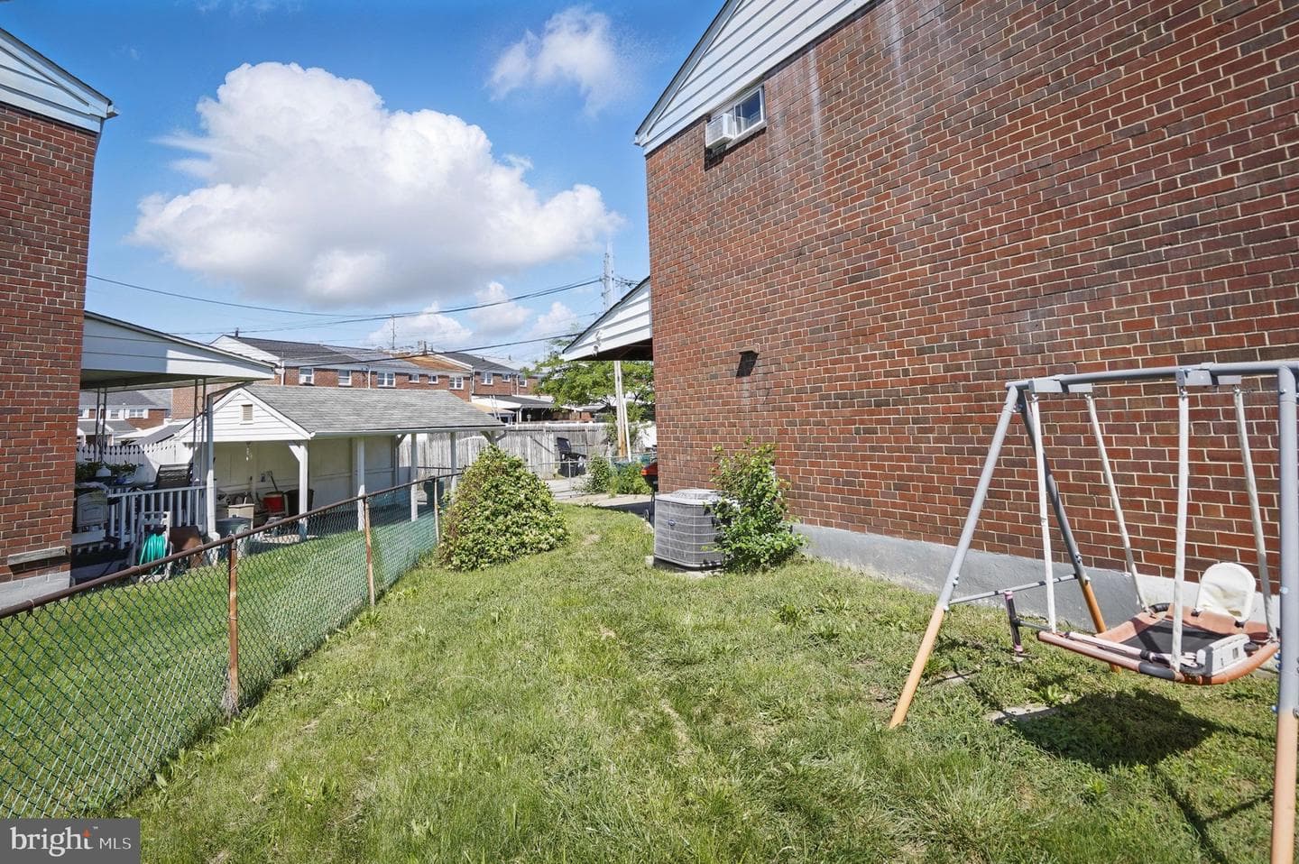7812 Jamesford photo 4